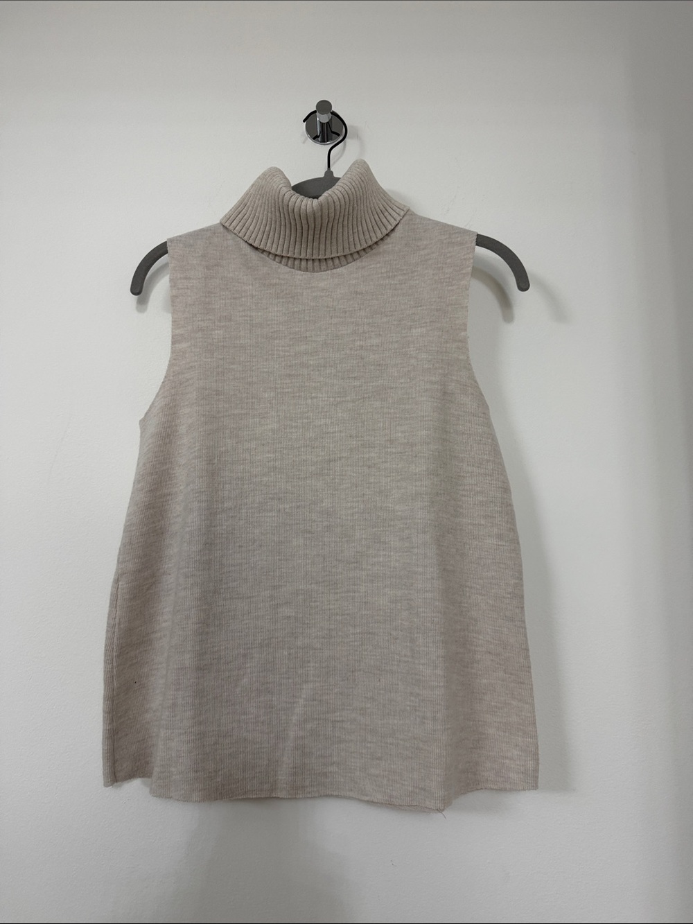 Zara Sleeveless Turtleneck Sweater - Light Beige